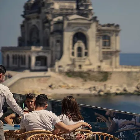 Gazde/Camere de închiriat Victory Sea House Constanţa